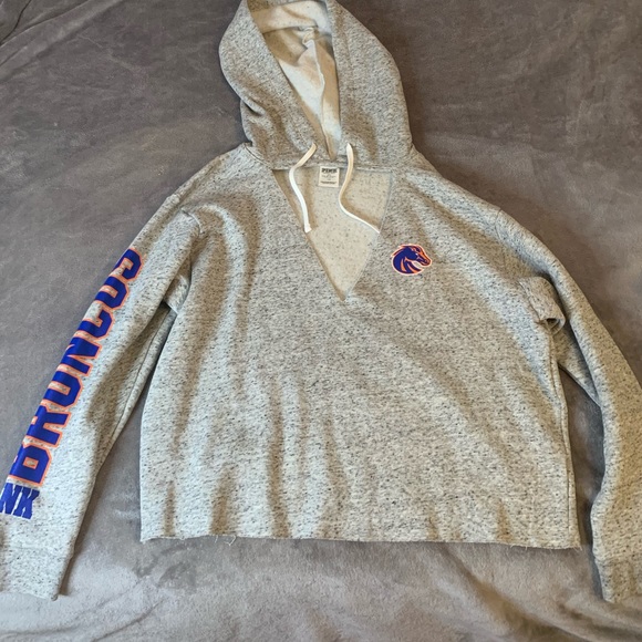 VS Cutout Hoodie - Picture 1 of 1